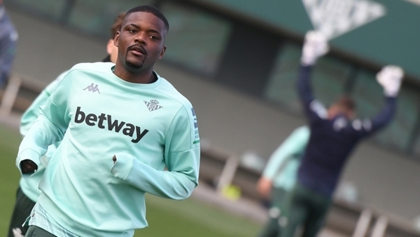 William Carvalho, un mes después