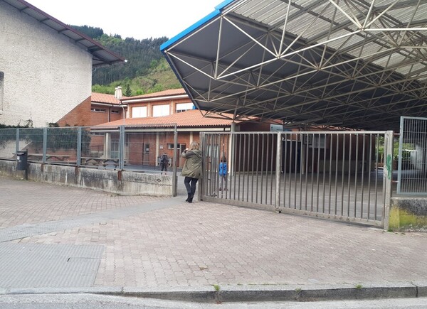 El Gobierno vasco cifró en un 16,25% la participación mientras los sindicatos hablaron de «amplio seguimiento»