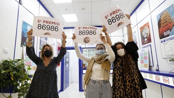 Un pellizco del primer quinto premio cae en Córdoba capital y en Nueva Carteya