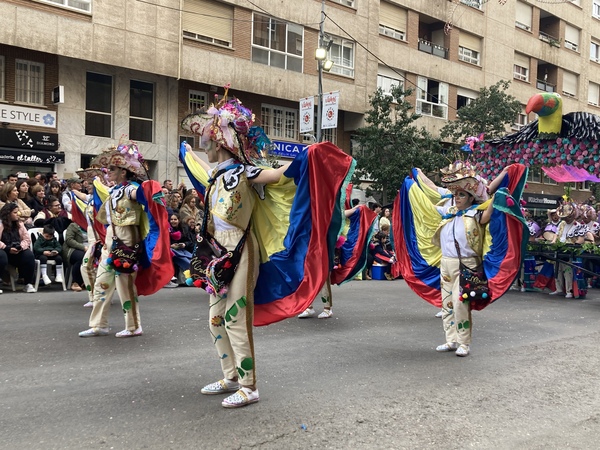 Carnaval de Badajoz: El Vaivén recupera para Badajoz el trono de las comparsas 17 años después
