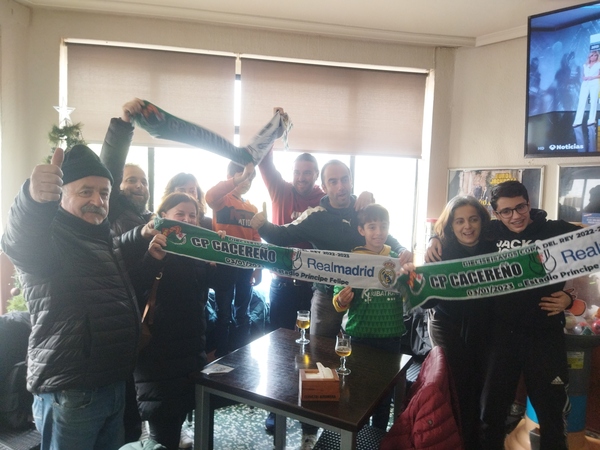 Así ha vivido Cáceres el ambiente de una jornada histórica