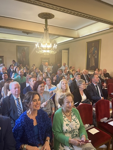 Canteli revalida su gobierno: «Quiero que Oviedo sea reconocida y valorada como la capital de Asturias»