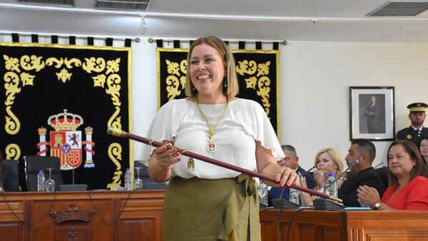 El Parlamento de Canarias se estrena en su undécima legislatura