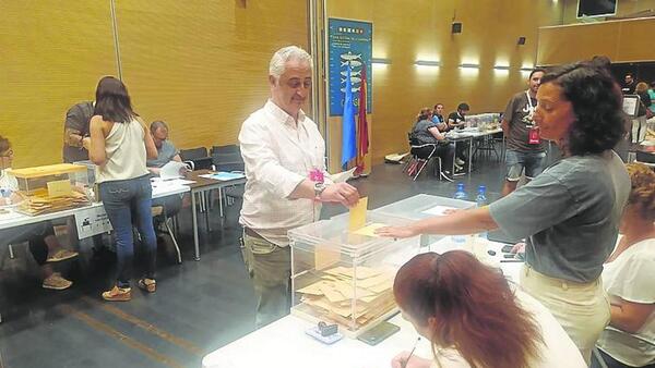 En directo: el PP gana en Asturias con tres diputados, uno más que el PSOE