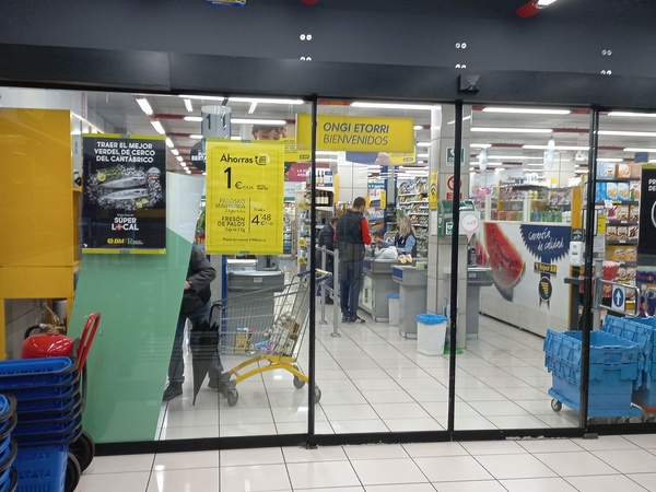 Bizkaia se libera de la mascarilla solo a medias