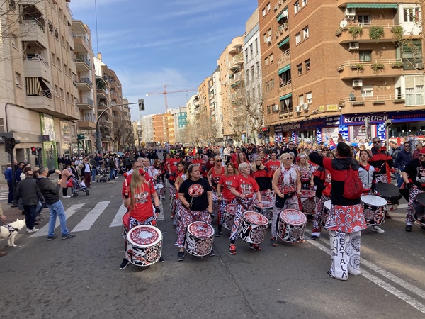 Así hemos contado el desfile de comparsas de Badajoz
