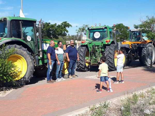 La &#039;tractorada&#039; en defensa del Trasvase Tajo-Segura, en directo