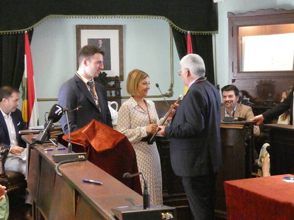 La constitución de los ayuntamientos