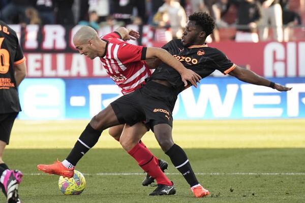 En directo Girona Valencia | El Valencia, en caída libre