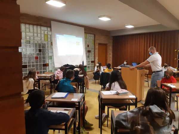 Vuelta al cole 2020 en Álava, en directo: Así está transcurriendo la primera jornada