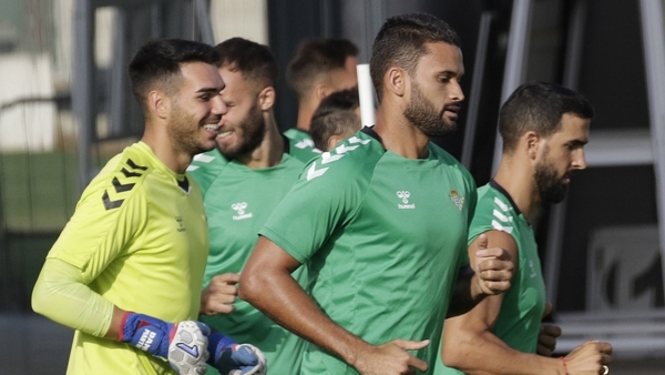 Montoya entra en la convocatoria para el partido con el Real Madrid