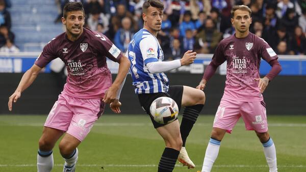 En directo, la afición del Alavés disfruta de la &#039;final&#039; por el ascenso
