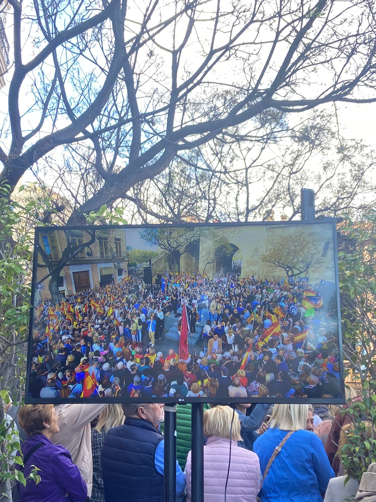 Concentración contra la amnistía en Valencia, minuto a minuto