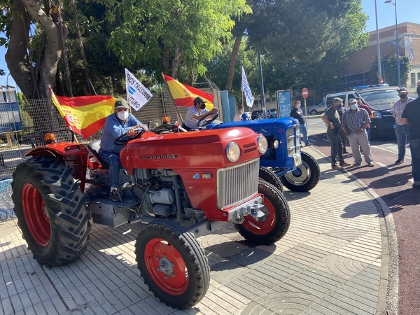 La &#039;tractorada&#039; en defensa del Trasvase Tajo-Segura, en directo