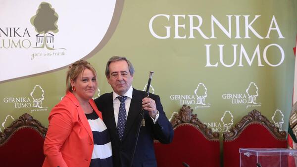 Directo: la constitución de los ayuntamientos en Álava