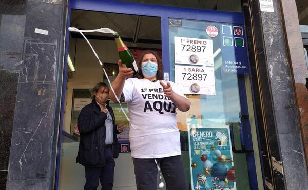 Lotería de Navidad en directo | 31617, último quinto