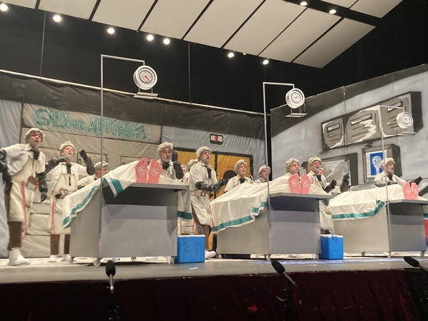 Carnaval de Badajoz: Los Chungos conquistan el bastón de mando de las murgas