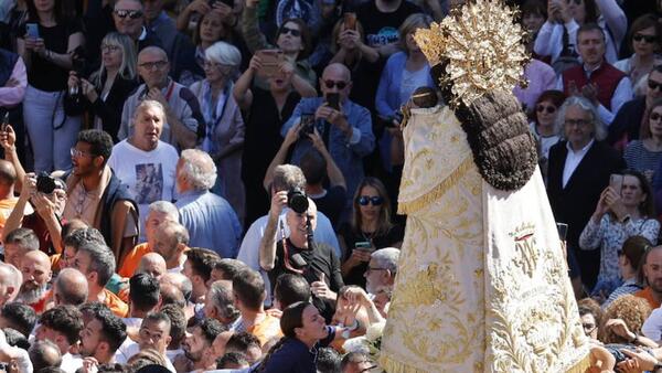 Minuto a minuto del centenario de la coronación de la Virgen de los Desamparados de Valencia