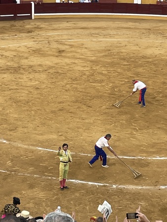 Así hemos narrado en directo la corrida de Morante, Roca Rey y Ginés Marín en Badajoz