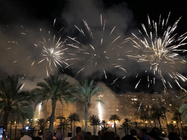 Blanco roto para el día mágico de Sara