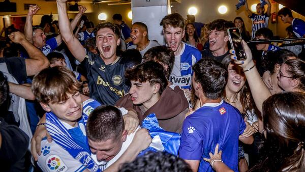 En directo | Explosión de alegría albiazul