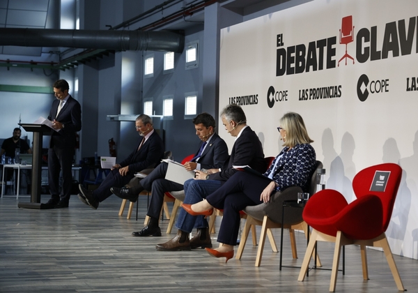 Limpieza, impuestos y seguridad marcan el debate de los candidatos a la alcaldía de Valencia