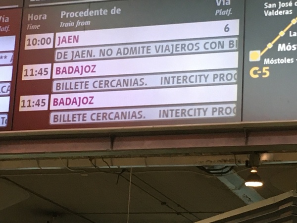 Así hemos contado la manifestación en Madrid por el tren extremeño