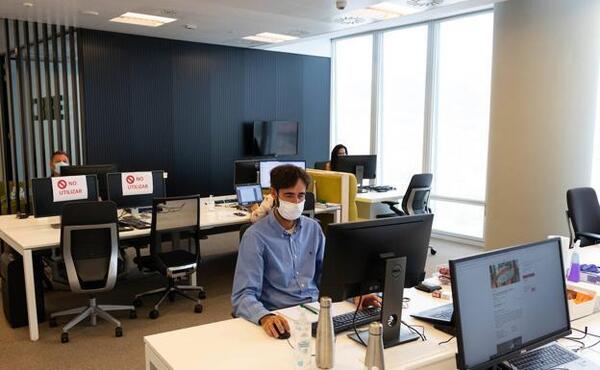 Bizkaia se libera de la mascarilla solo a medias