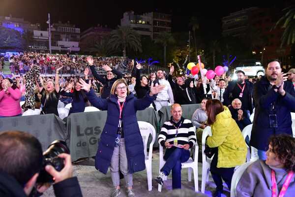 Emoción, crítica e ironía en la primera fase del concurso de murgas del carnaval de Las Palmas de Gran Canaria