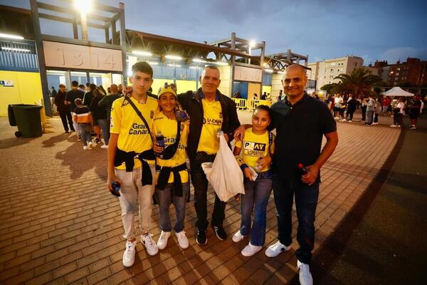 1.230 partidos, 481 victorias y 1.648 goles en las 33 temporadas vividas hasta ahora en Segunda