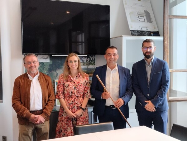 La elección como alcalde de Jorge García (JxR) pone fin a 32 años de gobiernos socialistas en Ribadedeva