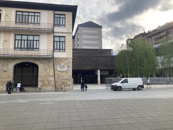 El Gobierno vasco cifró en un 16,25% la participación mientras los sindicatos hablaron de «amplio seguimiento»