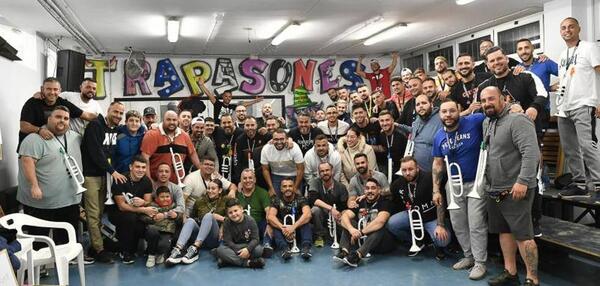 Emoción, crítica e ironía en la primera fase del concurso de murgas del carnaval de Las Palmas de Gran Canaria