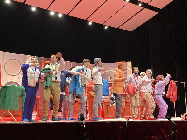 Carnaval de Badajoz: Las Chimixurris y Los Chungos logran que se hable de ellos en una noche de nivel