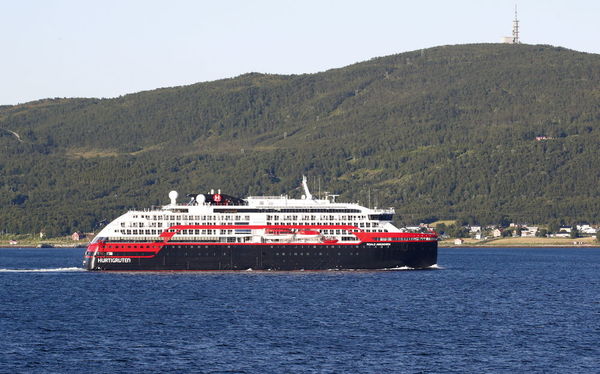 Detectados casos de coronavirus en dos cruceros semanas después de reiniciar la actividad