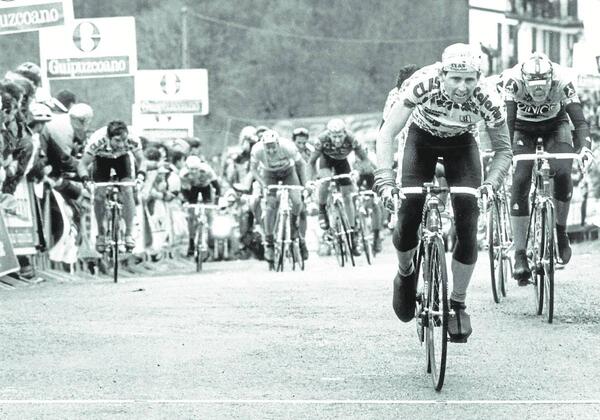 Ethan Hayter (Ineos) gana la primera etapa de la Itzulia