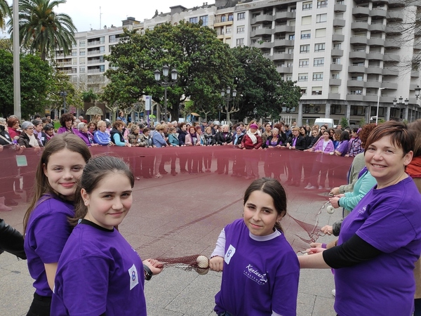 Miles de personas se manifiestan en Bilbao por la igualdad y contra la ...
