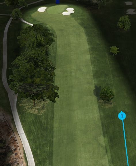 Mala suerte en esta salida... se le va por la derecha, impacta con el tronco de ese árbol y posiblemente no tiene línea para intentar atacar el green