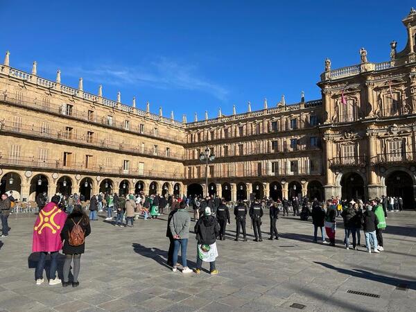 El Racing se suelta la melena