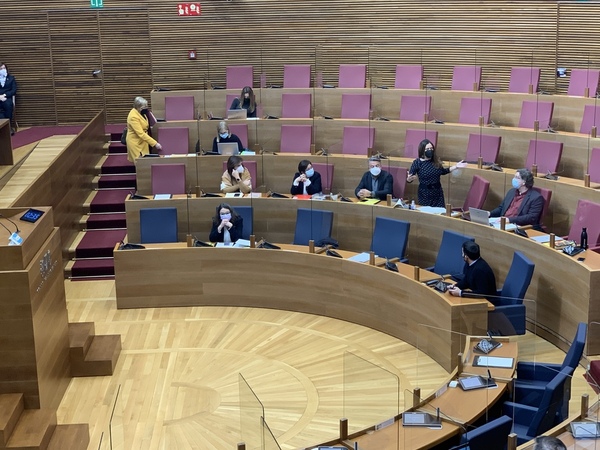 DIRECTO | Mónica Oltra comparece en Les Corts por los casos de abusos a menores