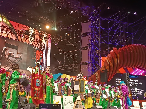 Emoción, crítica e ironía en la primera fase del concurso de murgas del carnaval de Las Palmas de Gran Canaria