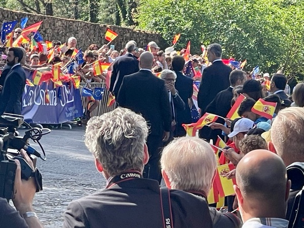 Felipe VI entrega el premio Carlos V a António Guterres en Yuste
