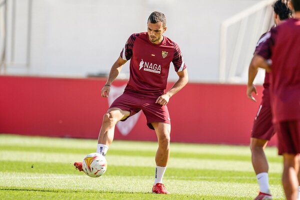 Este ha sido el once más votado por los lectores de @Orgullo_Nervion para el encuentro que va a enfrentar al Sevilla FC ante el Lille correspondiente a la 4ª jornada de la fase de grupos de la UEFA Champions League #SevillaFC #UCL