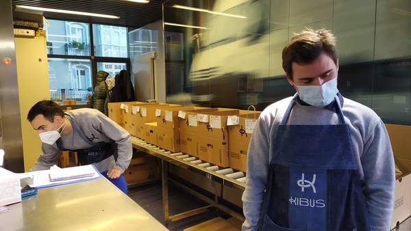 Navidad 2020: Las compras de Navidad en Bilbao, en directo: último sábado para realizar las compras navideñas antes de Nochebuena