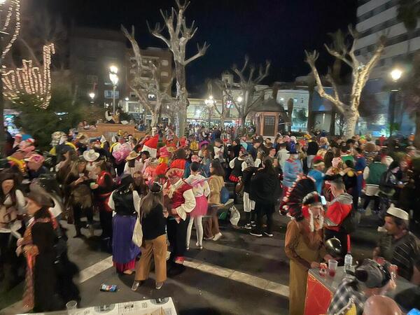 Así hemos contado el desfile de comparsas de Badajoz
