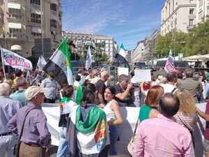 Así hemos contado la manifestación en Madrid por el tren extremeño