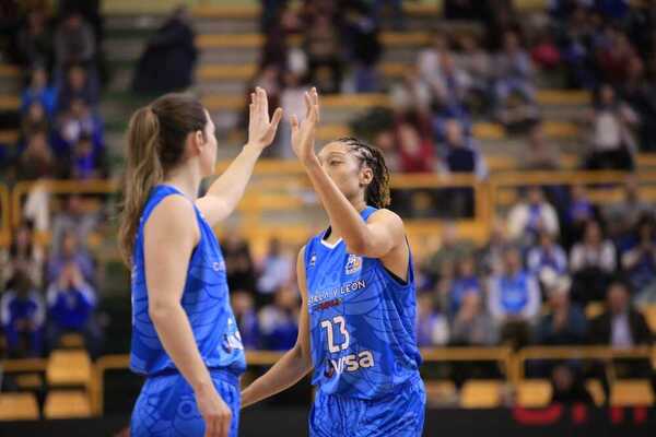 Directo | Nueva derrota del Guijuelo (2-3) y tercera victoria consecutiva del Salamanca UDS (1-0)