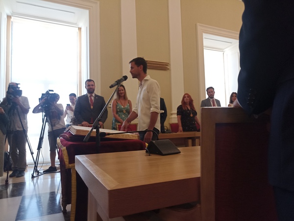 Así hemos contado la constitución de los ayuntamientos extremeños