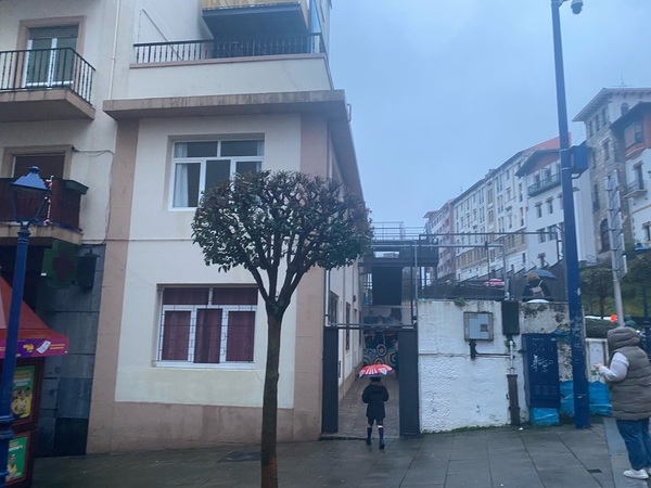 Directo: los niños vuelven al colegio en Bizkaia con el covid en cifras récord