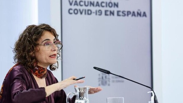 El Gobierno sigue a la UE y eliminará el IVA de las vacunas y los test de coronavirus